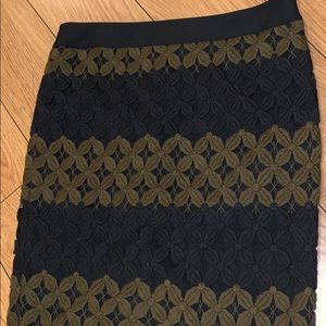 Loft size 8 skirt black and olive color